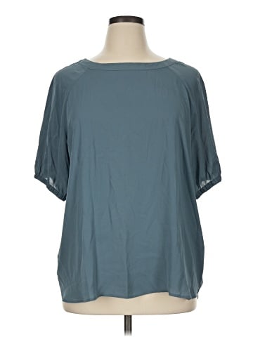 Ann Taylor LOFT Outlet Short Sleeve Blouse (view 1)