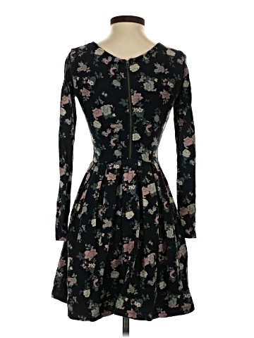 Talula Casual Dress (view 2)