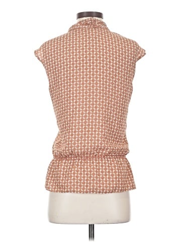 Max Studio Sleeveless T-Shirt (view 2)