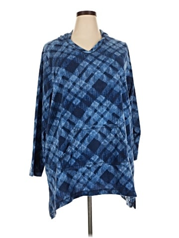 Catherines Poncho (view 1)