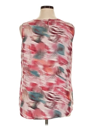 Classiques Entier Sleeveless Silk Top (view 2)