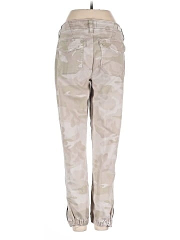 Paige Khakis (view 2)