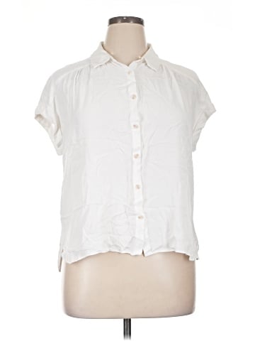 Rose + Olive Sleeveless Button-Down Shirt (view 1)