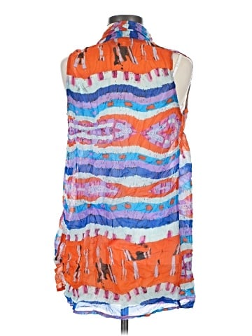 Piko Vest (view 2)