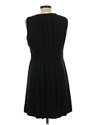 Banana Republic Cocktail Dress (view 2)