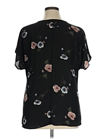 West Kei Short Sleeve Blouse (view 2)