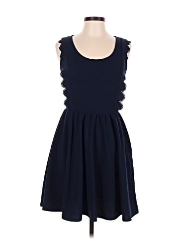 Francesca's Casual Dress (view 1)