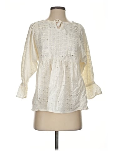 The Pyramid Collection 3/4 Sleeve Blouse (view 1)