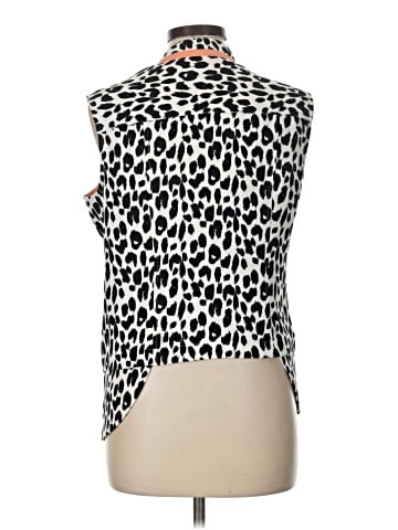 Luii Sleeveless Blouse (view 2)