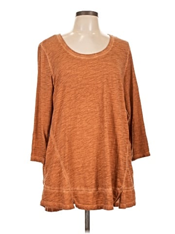 LOGO by Lori Goldstein 3/4 Sleeve T-Shirt (view 1)