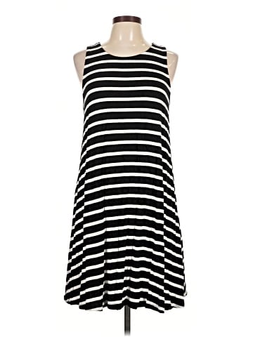 Old Navy Casual Dress (view 1)
