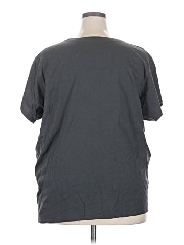 The Vinyl Icons Short Sleeve T-Shirt (view 2)