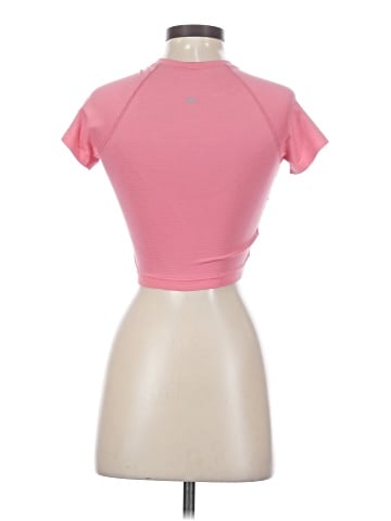 Lululemon Athletica Short Sleeve T-Shirt (view 2)