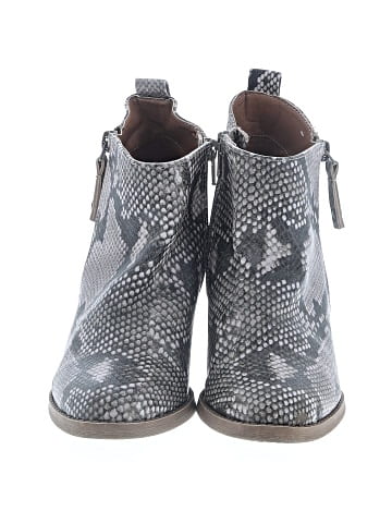 Universal Thread Ankle Boots (view 2)