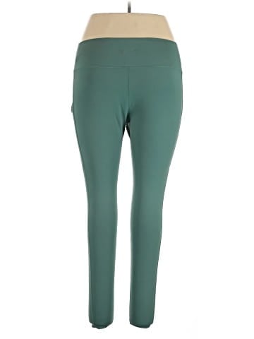 Nike Active Pants (view 2)