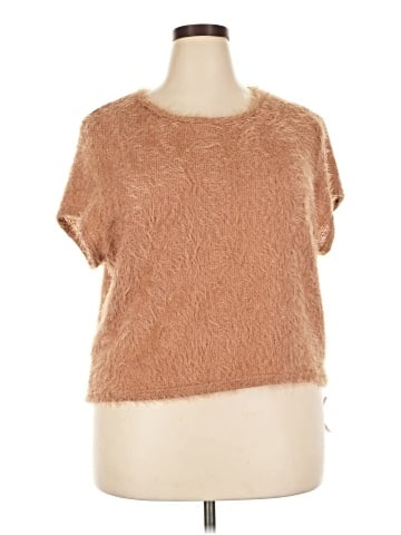 PrettyLittleThing Short Sleeve T-Shirt (view 1)