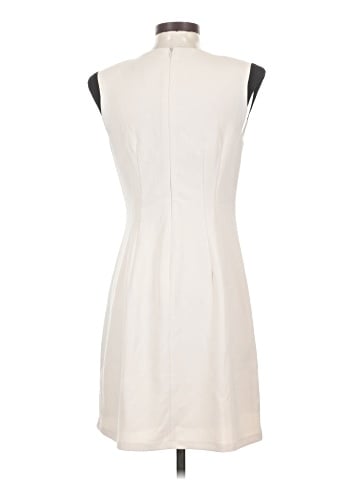 Donna Morgan Casual Dress (view 2)