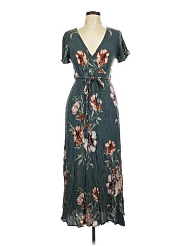 Illa Illa Casual Dress (view 1)