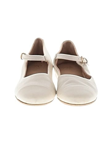 Zara Flats (view 2)