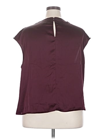 H&M Sleeveless Blouse (view 2)
