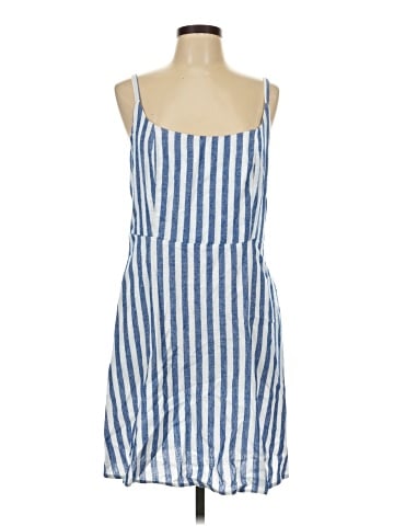 Old Navy Casual Dress (view 1)