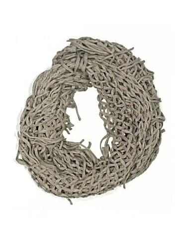 Aldo Scarf (view 1)