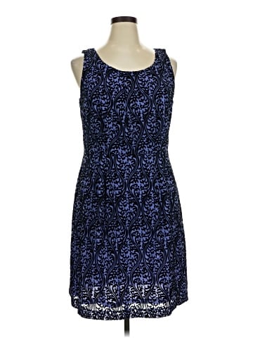 Ann Taylor LOFT Outlet Cocktail Dress (view 1)