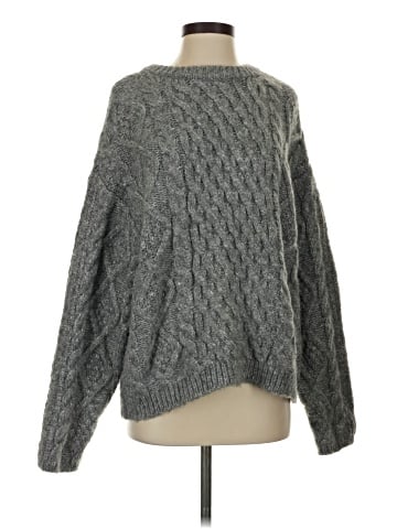 American Eagle Outfitters Pullover Sweater (view 1)