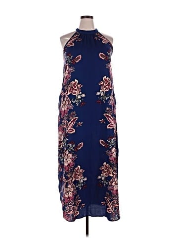 Xhilaration Casual Dress (view 1)