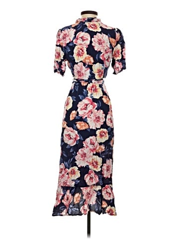 Old Navy Casual Dress (view 2)