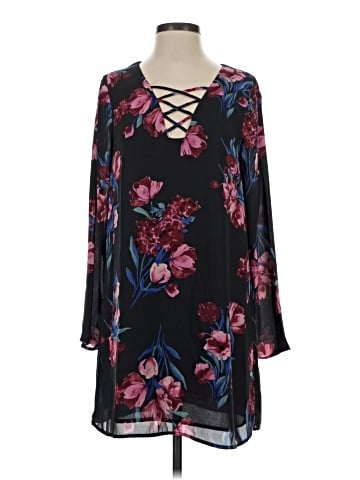 Everly Casual Dress (view 1)