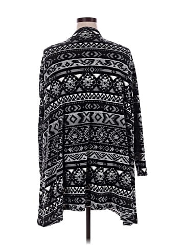 Lularoe Cardigan (view 2)