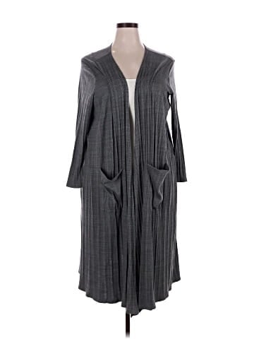Lularoe Cardigan (view 1)