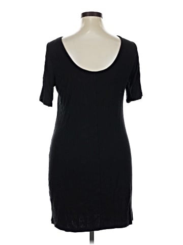 Old Navy Casual Dress (view 2)