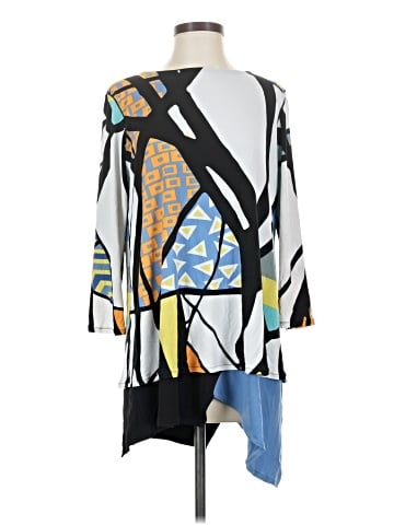 Eva Varro 3/4 Sleeve T-Shirt (view 1)