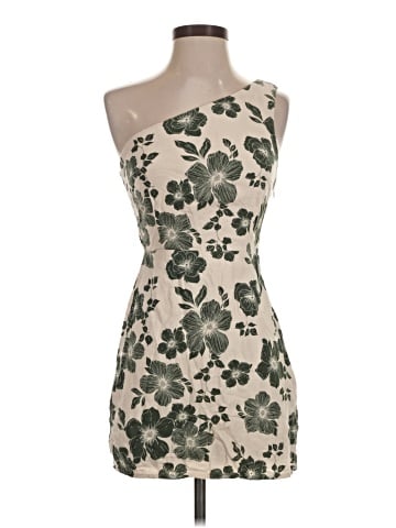 Abercrombie & Fitch Cocktail Dress (view 1)