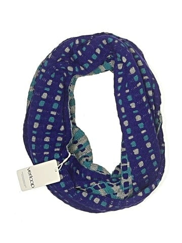 Verloop Scarf (view 1)