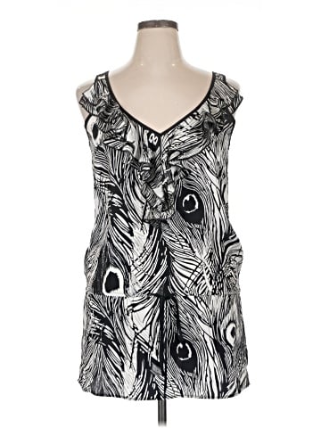 Karen Kane Casual Dress (view 1)