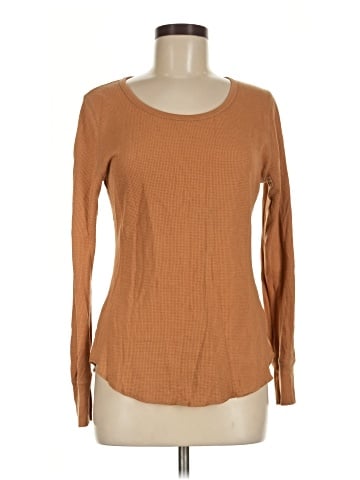 Old Navy Long Sleeve T-Shirt (view 1)