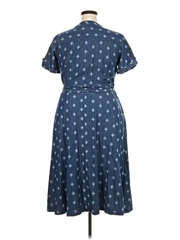Croft & Barrow Casual Dress (view 2)