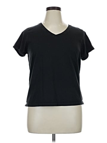 Uniqlo Short Sleeve T-Shirt (view 1)