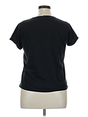 Uniqlo Short Sleeve T-Shirt (view 2)