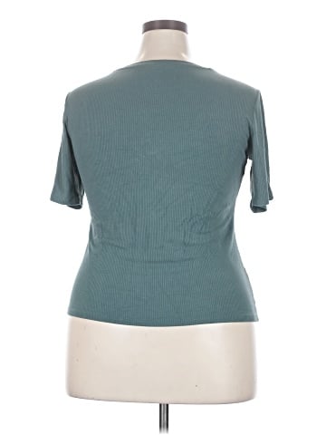 Nine West Short Sleeve T-Shirt (view 2)