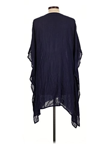 La Blanca Poncho (view 2)