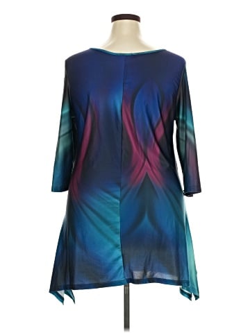 Lily by Firmiana 3/4 Sleeve Top (view 2)