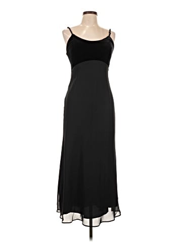 Hampton Nites Casual Dress (view 1)