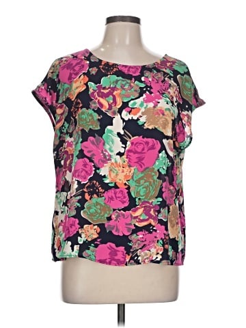 Lucy & Laurel Short Sleeve Blouse (view 1)