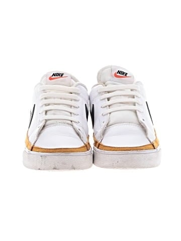 Nike Sneakers (view 2)