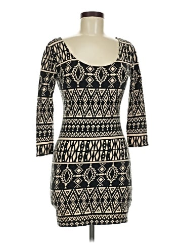 Forever 21 Casual Dress (view 1)