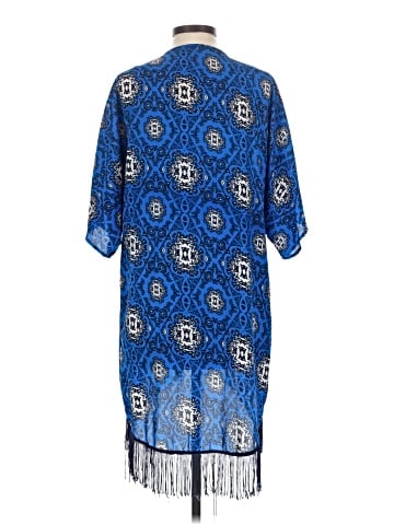 Charlotte Russe Kimono (view 2)